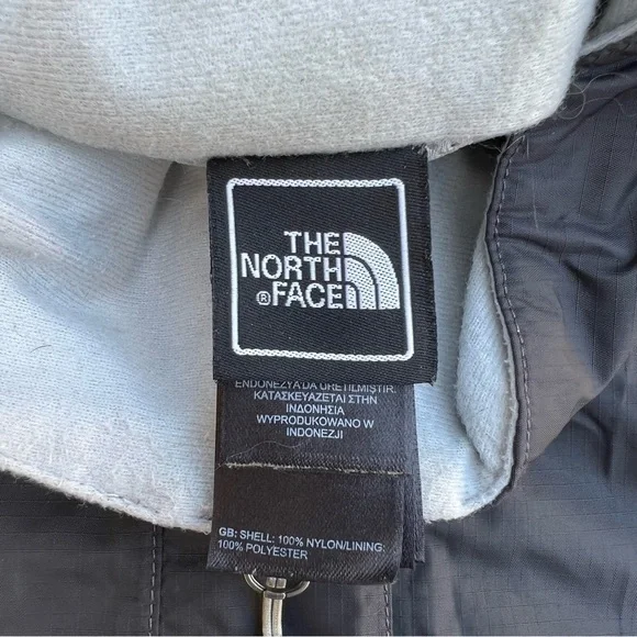 North Face Women Windbreaker HYVENT Jacket Size Medium - Picture 8 of 10